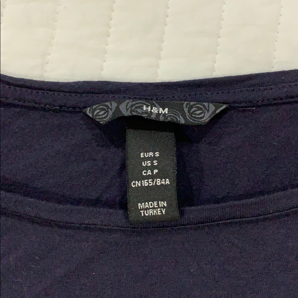 H&M navy top - Picture 2 of 2